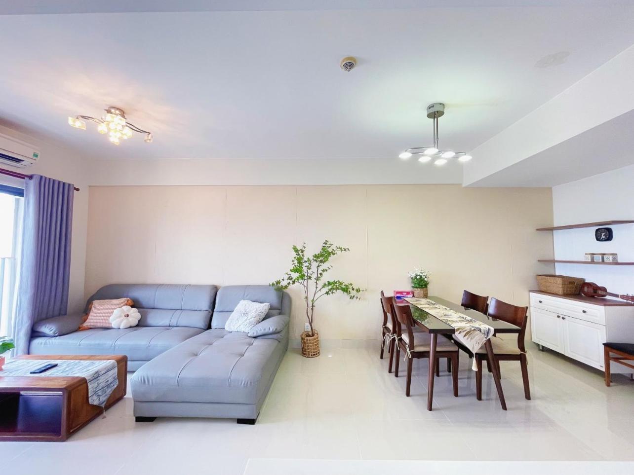 Masteri Thao Dien Luxury With Beautiful View, Fully Furnished, Near The Center Căn hộ *
