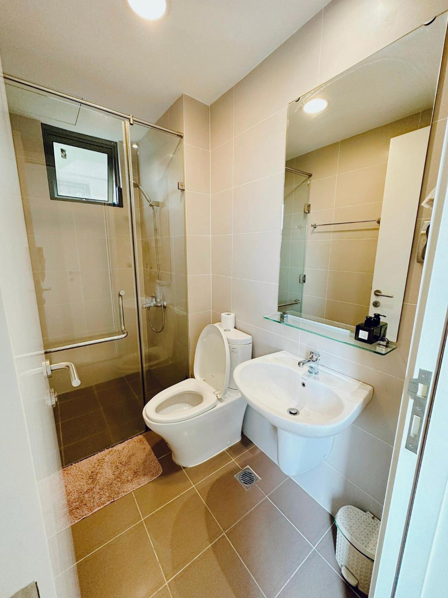 Masteri Thao Dien Luxury With Beautiful View, Fully Furnished, Near The Center Căn hộ *