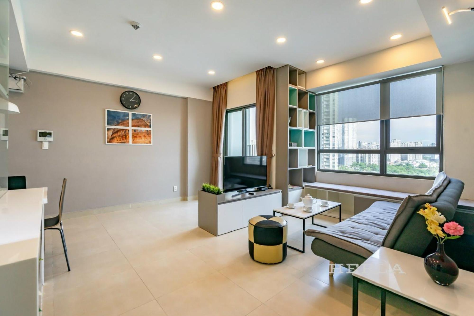Masteri Thao Dien Luxury With Beautiful View, Fully Furnished, Near The Center *
